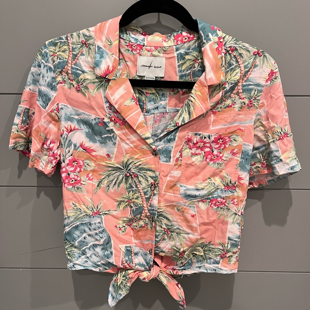American Eagle Hawaiian Tropical Print Crop Tie-Front Floral Shirt Xsmall